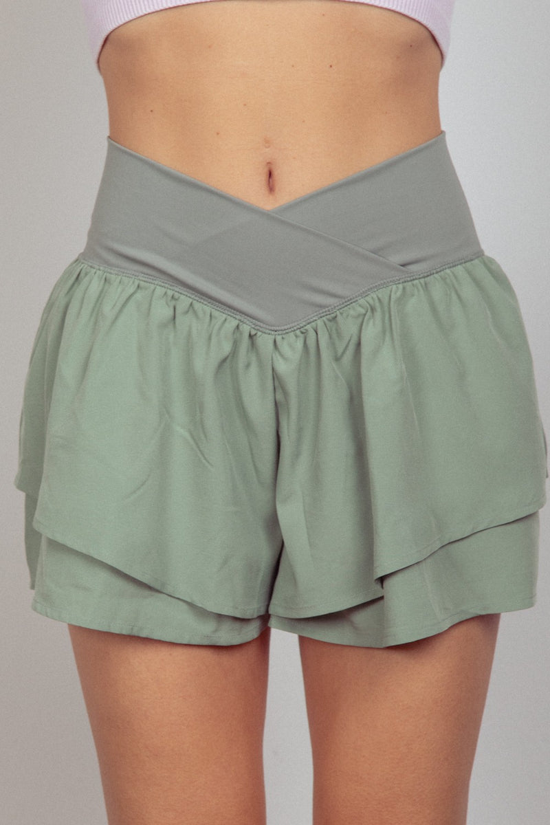 VERY J V-Shaped High Waist Layered Active Shorts.