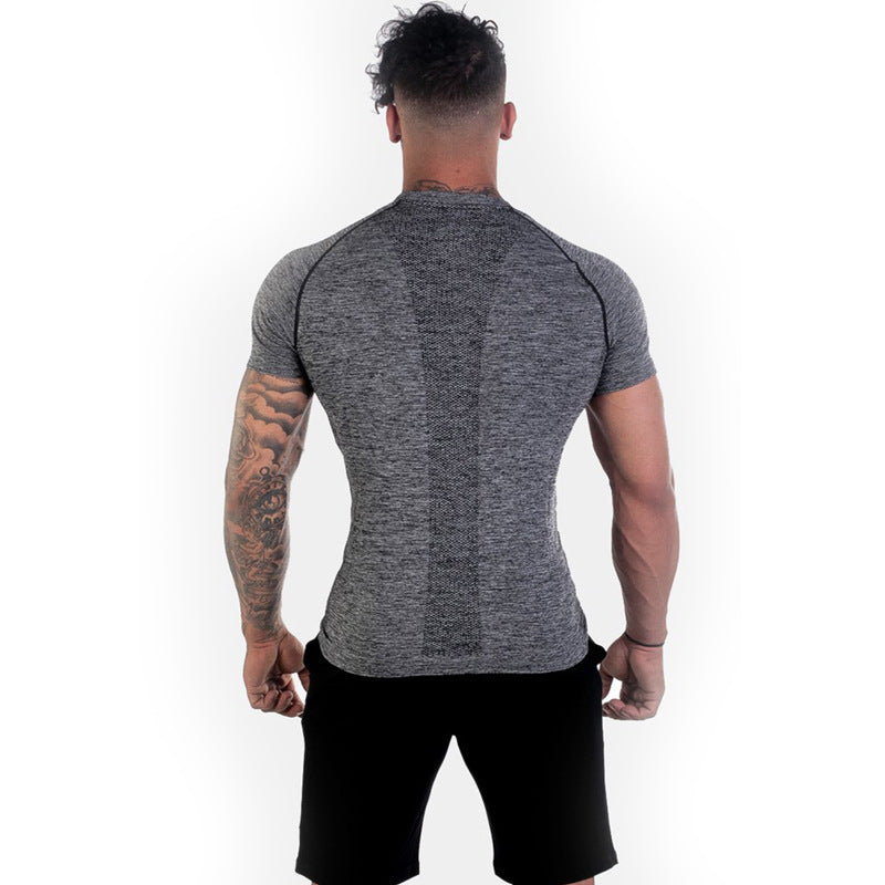 Summer running sports fitness short sleeve t-shirt.