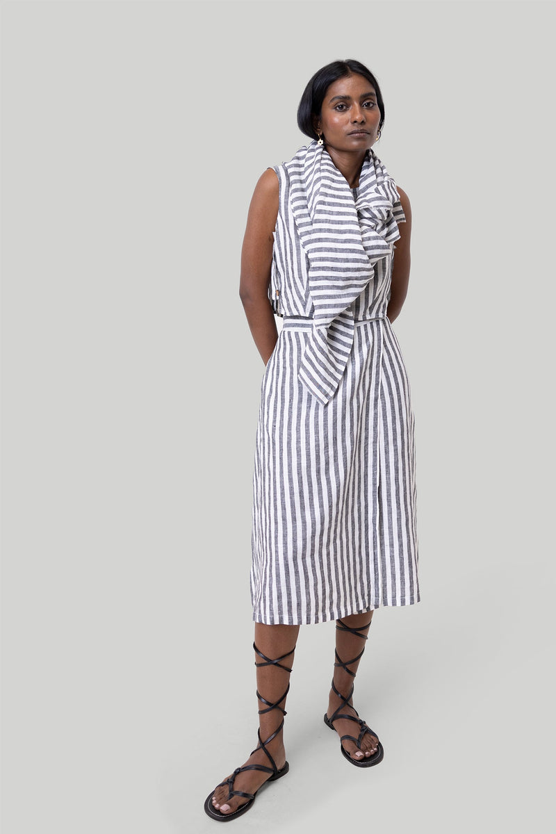 Reistor Breezy Summer Set in Linen Stripes.