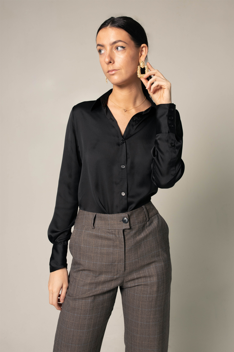 Elegance Silk Shirt in Black.